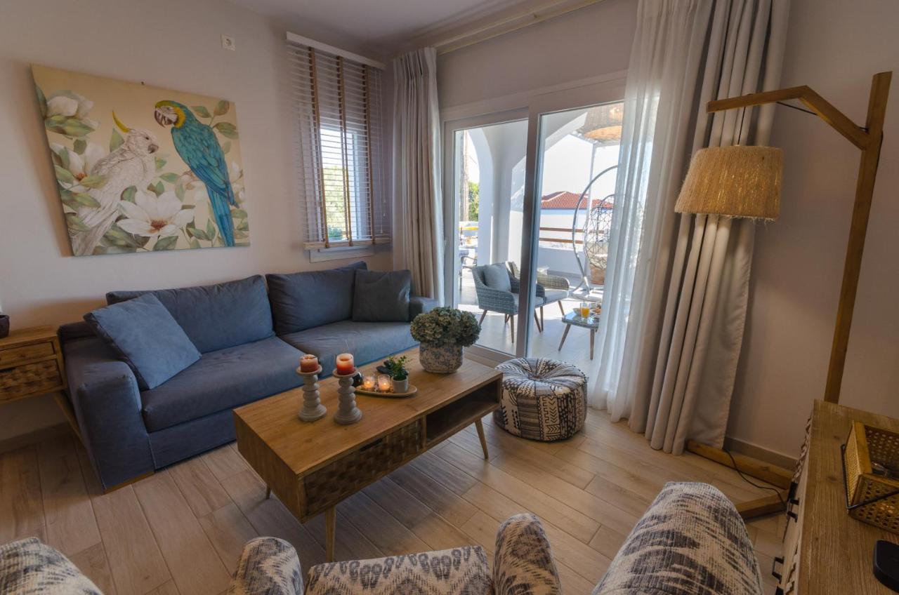 Aegean Suites Votsi  Eksteriør billede