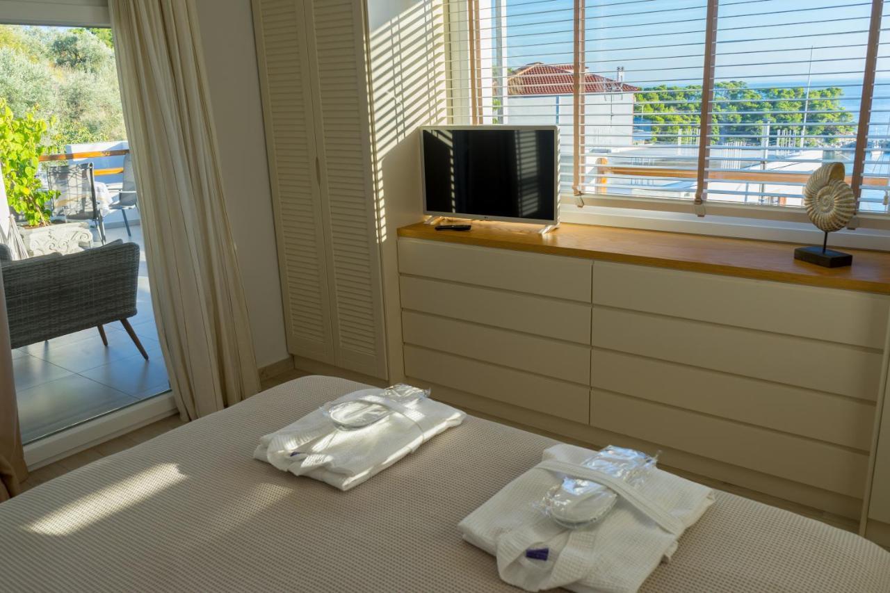 Aegean Suites Votsi  Eksteriør billede